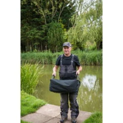 Fox Matrix 4 Wheel Compact Transporter -Professionelles Angelausrüstungsgeschäft Fox Matrix 4 Wheel Compact Transporter GTR00920281229