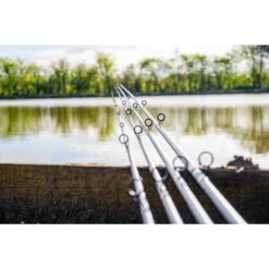 Preston Dura Carp Feeder 10 Ft (300 Cm) 40g 37 Preston Dura Carp Feeder 10 Ft (300 Cm) 40g -Professionelles Angelausrüstungsgeschäft Preston Dura Carp Feeder P0070056 P0070057 P0070058 P007005920281629