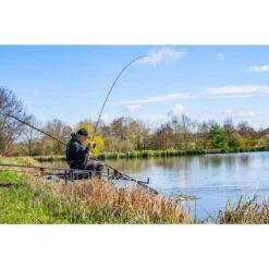 Preston Dura Carp Feeder 10 Ft (300 Cm) 40g 30 Preston Dura Carp Feeder 10 Ft (300 Cm) 40g -Professionelles Angelausrüstungsgeschäft Preston Dura Carp Feeder P0070056 P0070057 P0070058 P00700592028929