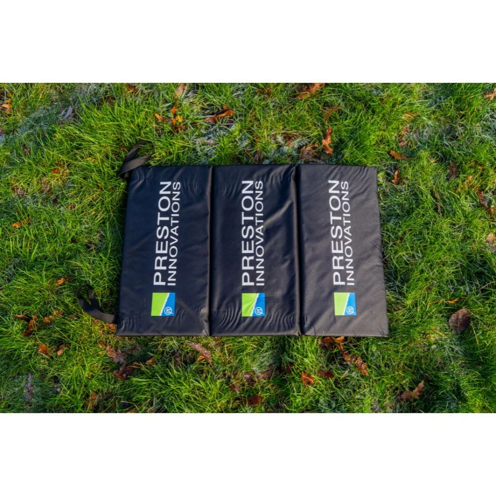 Preston Fold Away Unhooking Mat - Faltbare Abhakmatte 75x50x2 Cm 10 Preston Fold Away Unhooking Mat - Faltbare Abhakmatte 75x50x2 Cm – Bild 10