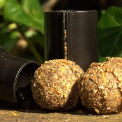 Nash Ball Maker 60mm -Professionelles Angelausrüstungsgeschäft t2893 ball maker 60mm